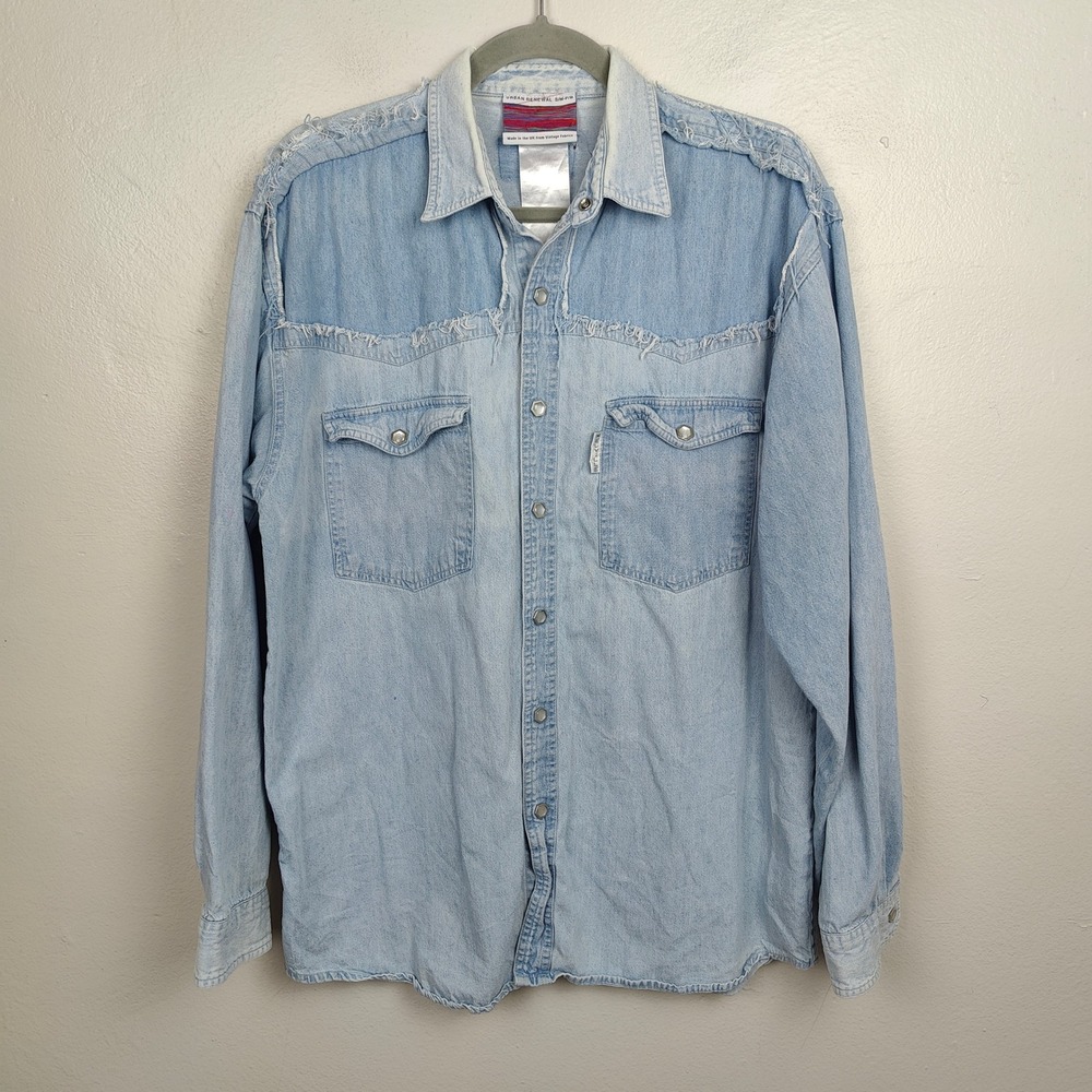 Urban Outfitters Renewal Pearl Snap‎ Shirt Mens Medium Vintage Denim Western